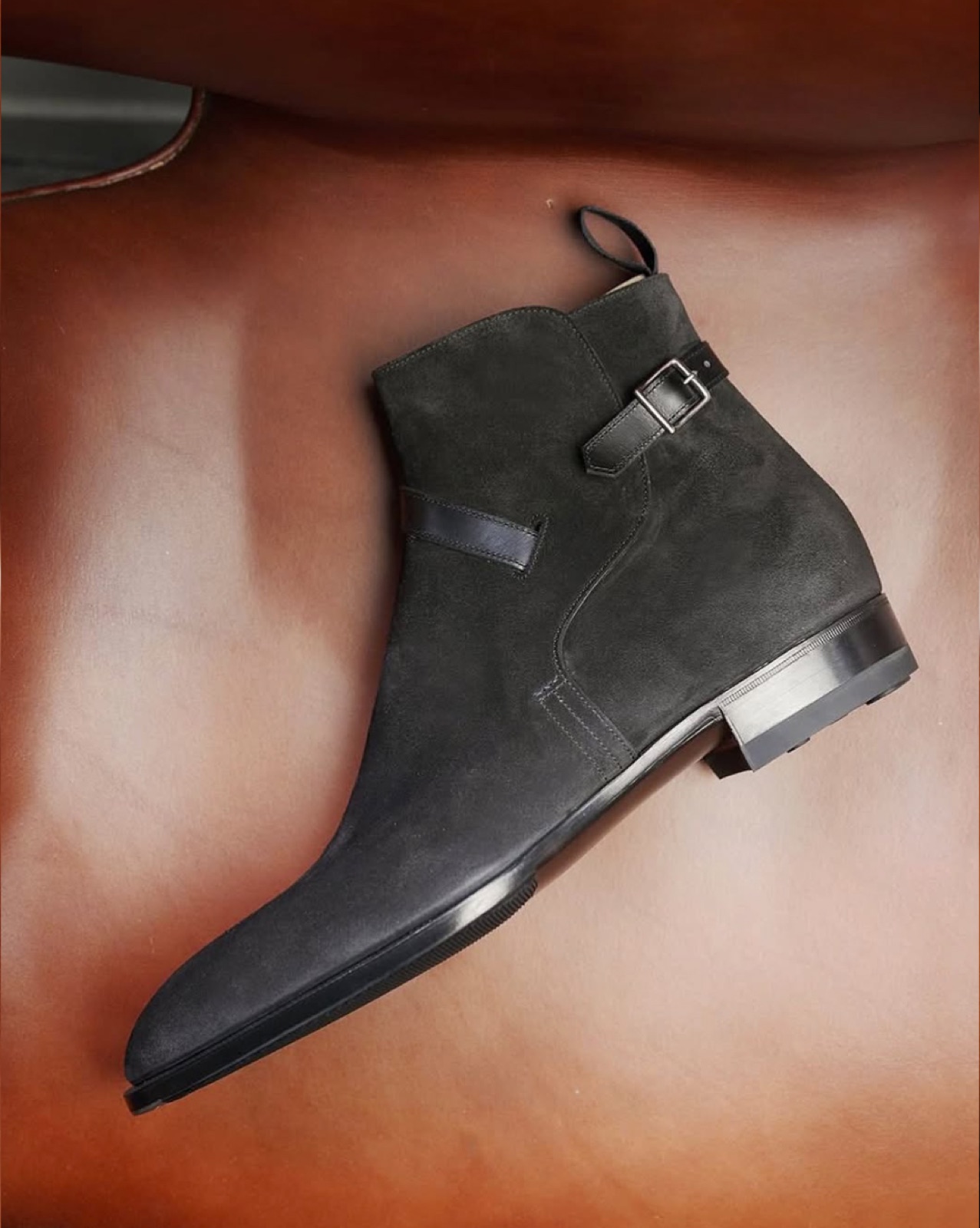 Đế da (leather sole) hay đế cao su — đi ở Việt Nam nên chọn loại nào?